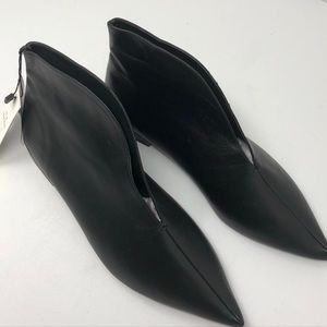 Zara Vamp flat boots